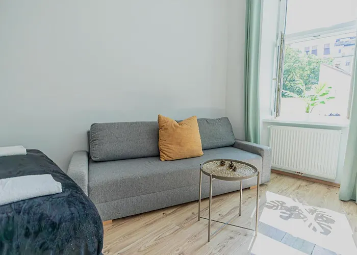 Charming Near Danube Canal & Praterstern Apartman Bécs