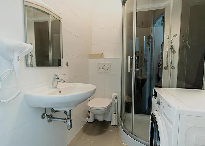 Apartman Charming Near Danube Canal & Praterstern Bécs